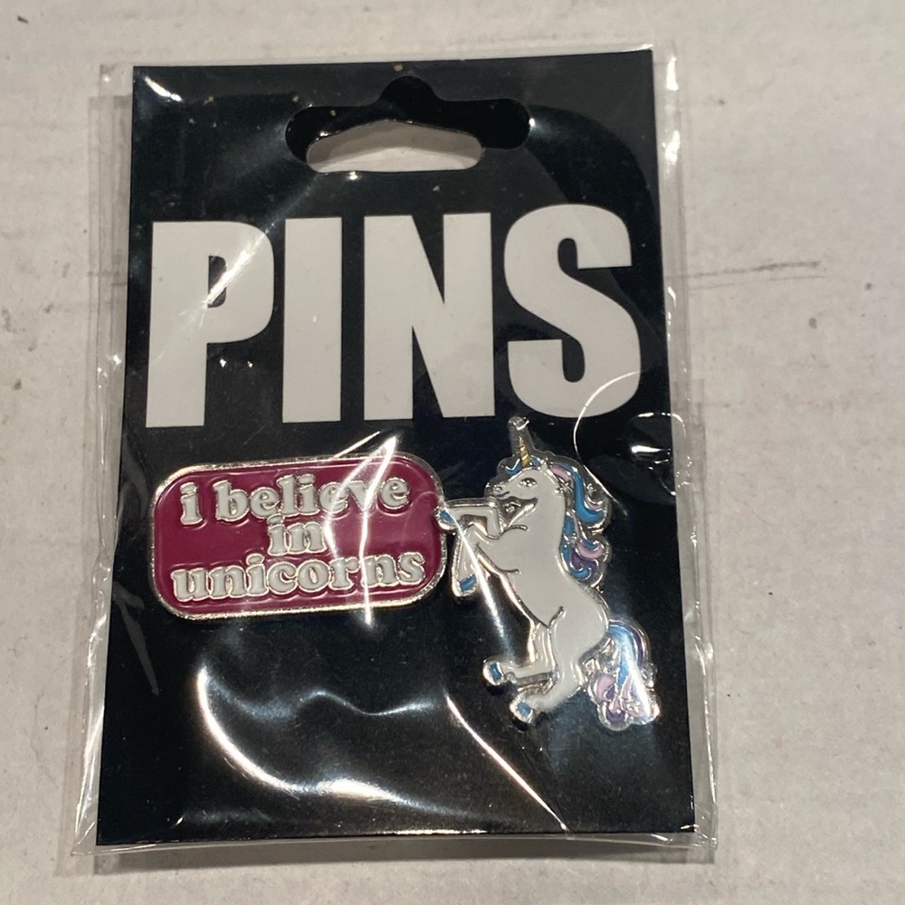 NWT & Vintage “I Believe in Unicorns” Pin